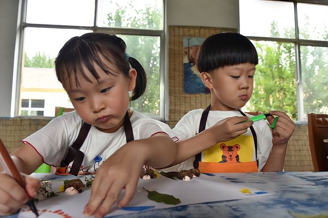 Những việc cha mẹ cần l&agrave;m để gi&uacute;p con học tập tốt khi v&agrave;o lớp 1 - Ảnh 1.