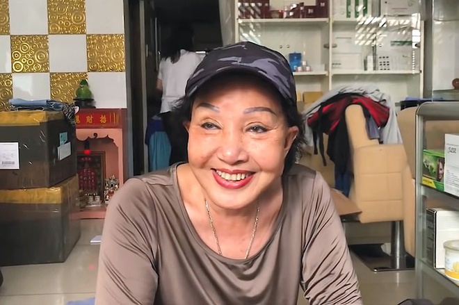 Nghệ sĩ Hồng Nga hoảng loạn v&igrave; bị YouTuber, TikToker l&agrave;m phiền, người nh&agrave; bức x&uacute;c l&ecirc;n tiếng - Ảnh 3.