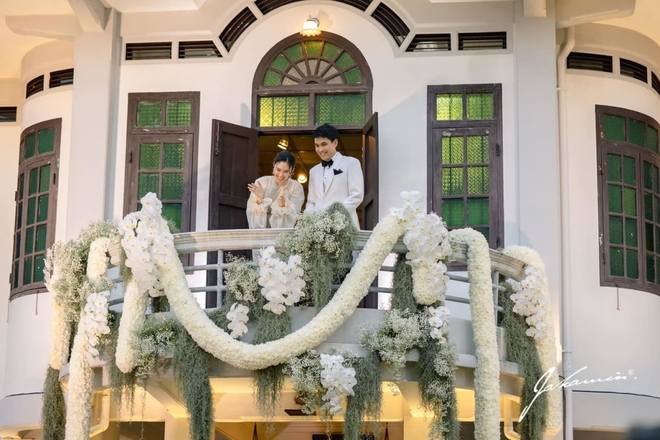 Mỹ nhân chuyển giới Nong Poy tổ chức tiệc cưới ở dinh thự nhà chồng, dàn sao hạng A tham dự - Ảnh 7.