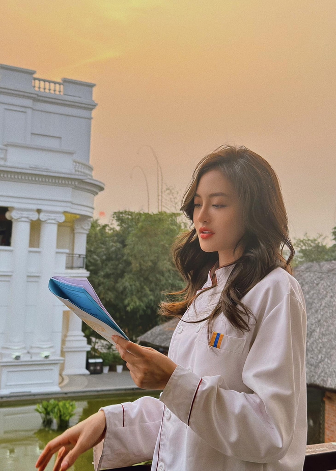 Đừng N&oacute;i Khi Y&ecirc;u: Ng&agrave;y ấy đ&atilde; đến, nữ ch&iacute;nh &ldquo;lột x&aacute;c&rdquo; xinh đẹp, chuẩn style con d&acirc;u nh&agrave; t&agrave;i phiệt - Ảnh 2.