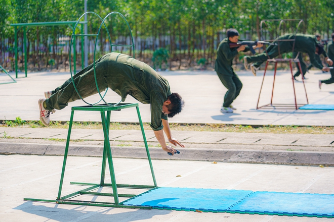 Cận cảnh một ngày huấn luyện đặc biệt của sinh viên ngành công an - Ảnh 9.