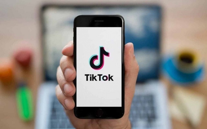 TikTok và những trào lưu nhảm: Đừng để vui ảo, họa thật! - Ảnh 1.