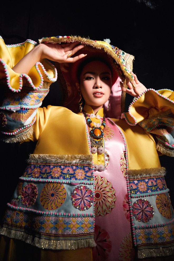 Á hậu Thủy Tiên lên tiếng khi lại bị chê mặc đồ như bao bố trong chương trình Hoa hậu - Ảnh 4.