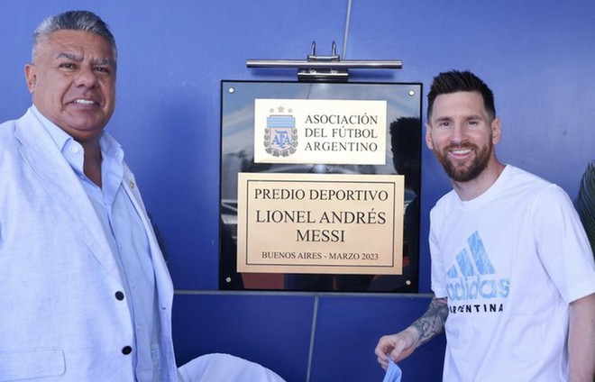 Argentina lấy t&ecirc;n Messi cho trung t&acirc;m huấn luyện tuyển quốc gia - Ảnh 1.
