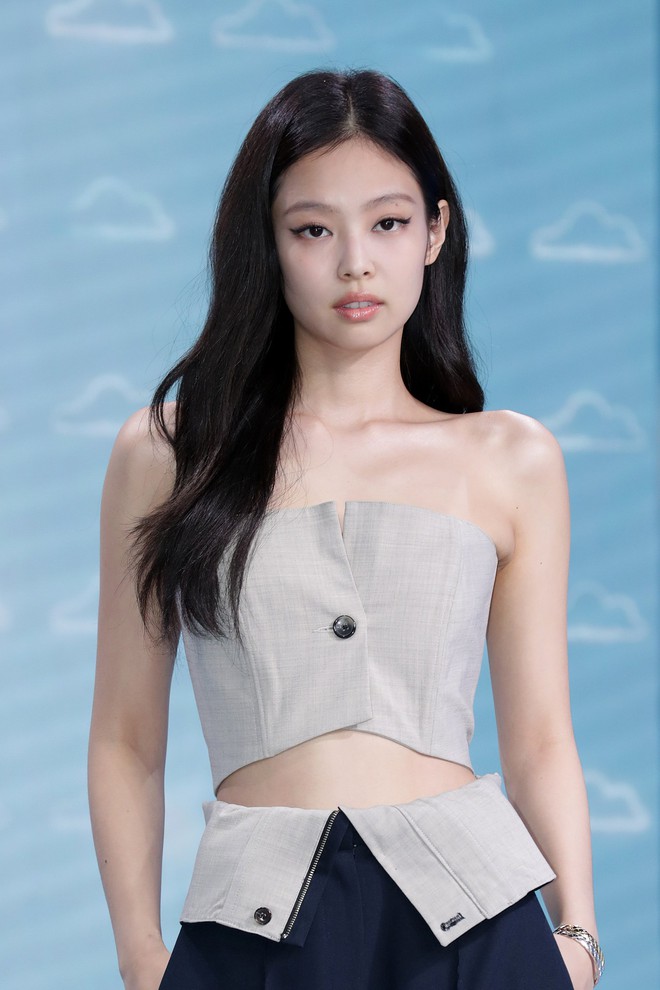 Han So Hee từng hứa bỏ th&oacute;i quen n&agrave;y sau m&agrave;n bất tỉnh g&acirc;y sốc, ai d&egrave; 1 th&aacute;ng sau quay xe thay thế lu&ocirc;n Jennie? - Ảnh 6.