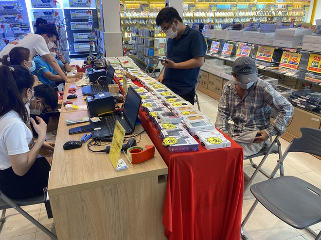 Thế Giới Di Động tạm dừng hợp t&aacute;c với F88 - Ảnh 1.