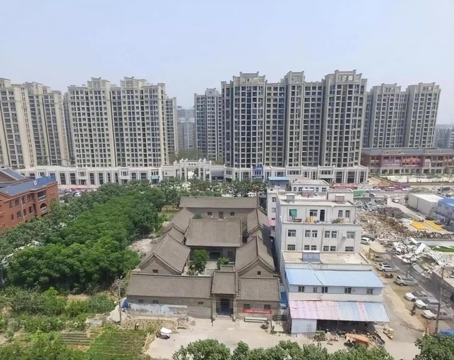 Căn nh&agrave; cổ rộng 3 mẫu đất được trả 1 tỷ NDT cũng kh&ocirc;ng chịu ph&aacute; bỏ ở Trung Quốc: B&iacute; mật đằng sau khiến chủ đầu tư 5 lần 7 lượt t&igrave;m đến thương lượng nhưng phải chịu thua gia chủ - Ảnh 2.