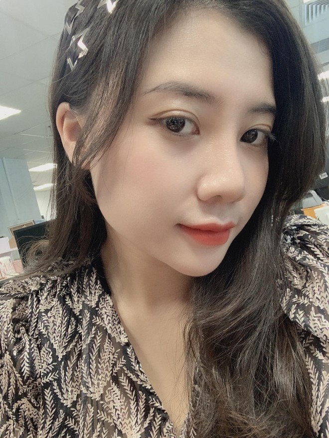 N&agrave;ng c&ocirc;ng sở chia sẻ 2 tips gi&uacute;p c&ocirc; t&uacute;t t&aacute;t lại nhan sắc nhanh như chớp - Ảnh 2.