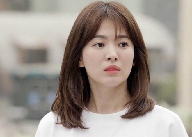 Những kiểu t&oacute;c gi&uacute;p c&ocirc; n&agrave;ng cằm vu&ocirc;ng trở n&ecirc;n quyến rũ - Ảnh 4.