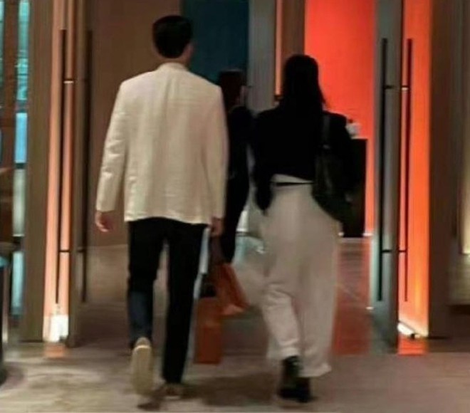 Son Ye Jin x&aacute;c nhận th&ocirc;ng tin c&ugrave;ng chồng sang Nhật - Ảnh 3.
