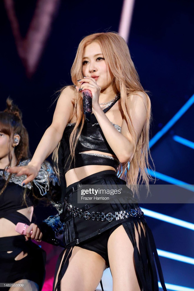 To&agrave;n cảnh BLACKPINK tại Coachella: Live nuốt mic 18 b&agrave;i h&aacute;t, loạt sự cố kh&ocirc;ng mong muốn, lập kỷ lục người xem v&agrave; hơn thế nữa! - Ảnh 19.
