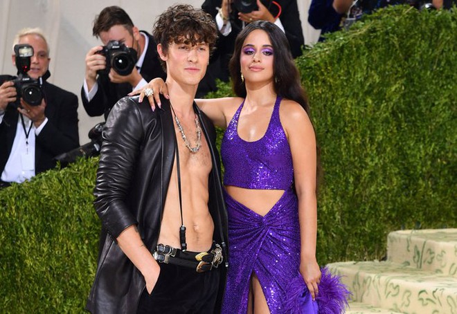 Camila Cabello ch&iacute;nh thức thừa nhận &ldquo;y&ecirc;u lại từ đầu&rdquo; Shawn Mendes - Ảnh 3.
