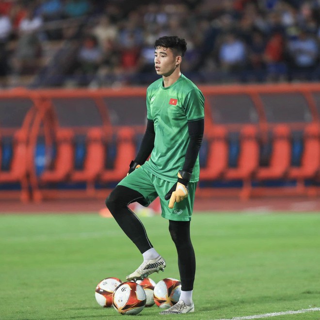 Profile dàn thủ môn điển trai của ĐT U22 Việt Nam dự SEA Games 32 - Ảnh 12.