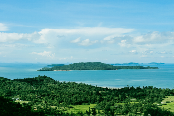 Quảng Ninh: Một điểm đến được mệnh danh "nàng thơ ngủ quên", ai từng đến đều xao xuyến muốn quay trở lại - Ảnh 6.