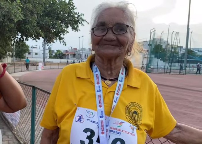 Bí quyết sống thọ của cụ bà từng vô địch giải điền kinh, chạy 100m trong 45 giây ở tuổi 104 - Ảnh 1.