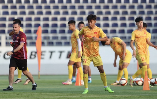 Tiền đạo U22 Việt Nam đặt mục tiêu ghi bàn khủng ở SEA Games 32 - Ảnh 1.