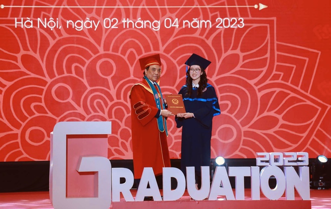 Toàn cảnh lễ trao bằng tốt nghiệp tại ngôi trường được mệnh danh Harvard của Việt Nam - Ảnh 6.