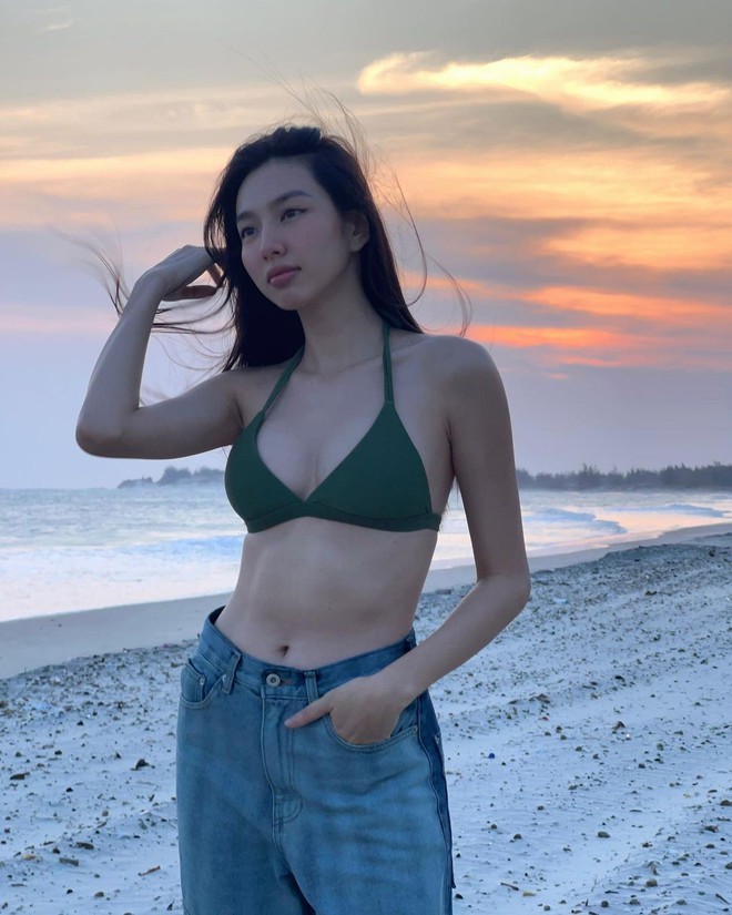 Thùy Tiên, Ngọc Thảo khoe dáng nóng bỏng với bikini - Ảnh 3.