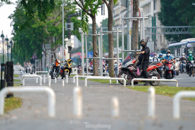 Ngắm bến Bạch Đằng - mặt tiền TPHCM đẹp hiện đại trong diện mạo mới - Ảnh 12.