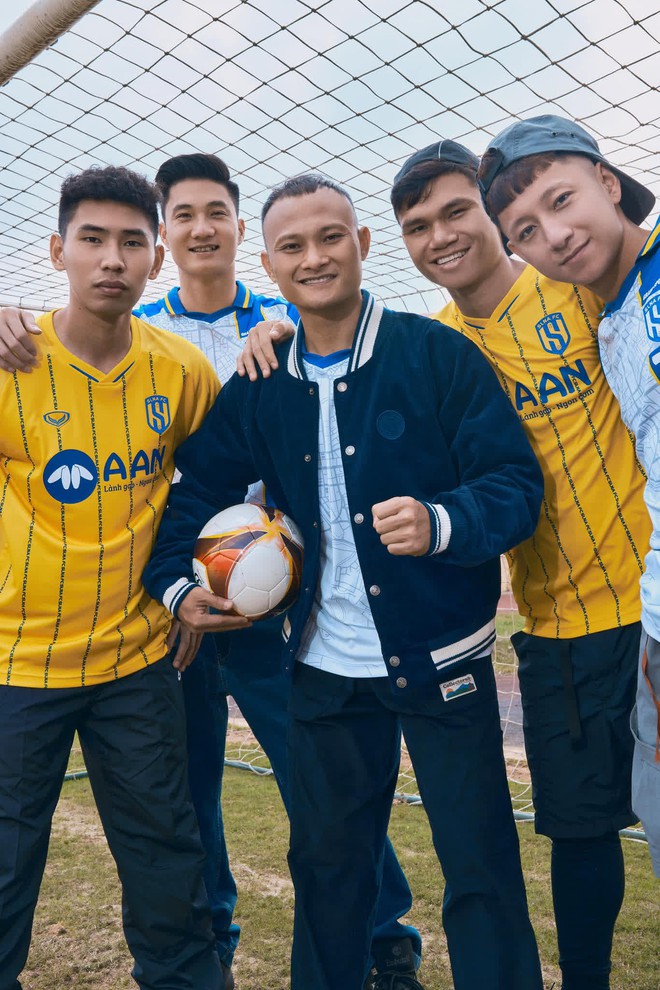 Kh&ocirc;ng c&oacute; H&ugrave;ng Dũng, Ho&agrave;ng Đức, đ&acirc;y l&agrave; những tiền vệ sẽ gi&uacute;p U22 Việt Nam bảo vệ huy chương v&agrave;ng SEA Games 32 - Ảnh 22.