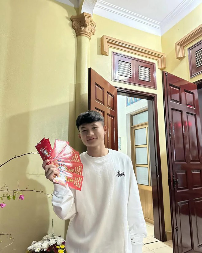 Kh&ocirc;ng c&oacute; H&ugrave;ng Dũng, Ho&agrave;ng Đức, đ&acirc;y l&agrave; những tiền vệ sẽ gi&uacute;p U22 Việt Nam bảo vệ huy chương v&agrave;ng SEA Games 32 - Ảnh 16.