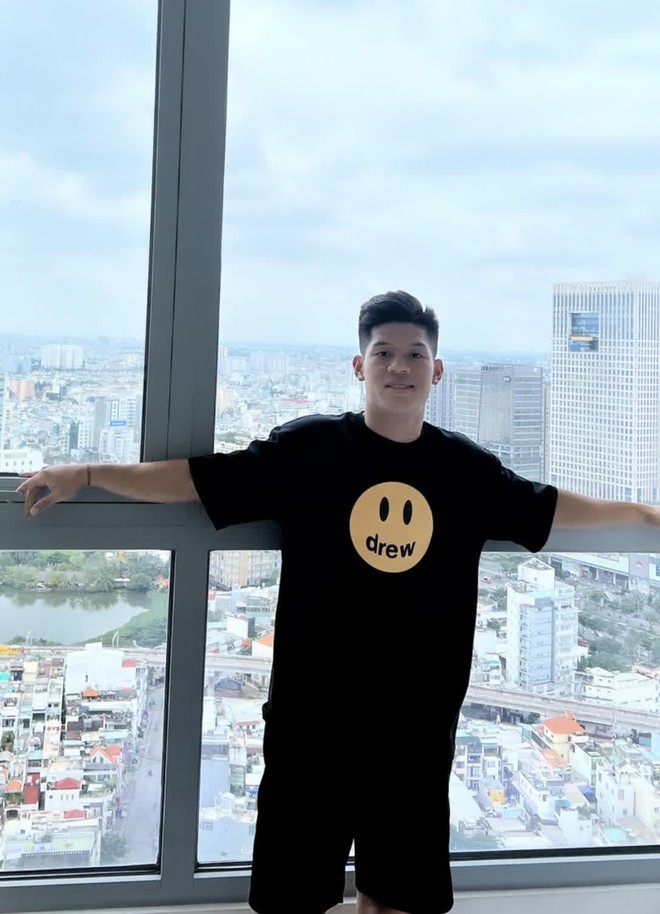 Kh&ocirc;ng c&oacute; H&ugrave;ng Dũng, Ho&agrave;ng Đức, đ&acirc;y l&agrave; những tiền vệ sẽ gi&uacute;p U22 Việt Nam bảo vệ huy chương v&agrave;ng SEA Games 32 - Ảnh 13.