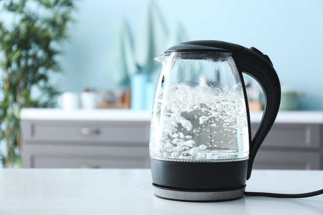Bà mẹ lên mạng cầu cứu sau khi gặp ác mộng trong nhà tắm - Ảnh 3.