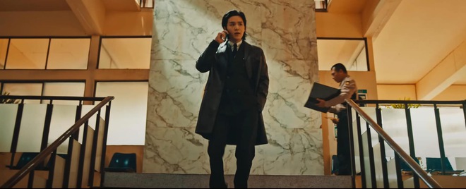 MV solo của Suga (BTS) như một thước phim điện ảnh: H&igrave;nh ảnh gai g&oacute;c, nhạc chất nhưng liệu c&oacute; vượt được sản phẩm trước? - Ảnh 7.