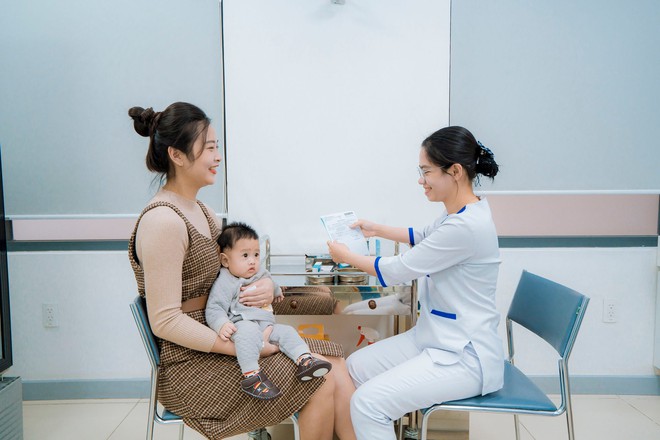 Số ca F0 tăng cao: Cảnh b&aacute;o nguy cơ đồng nhiễm Covid-19 với c&aacute;c bệnh h&ocirc; hấp kh&aacute;c - Ảnh 2.