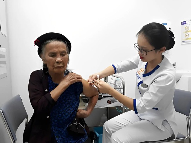 Số ca F0 tăng cao: Cảnh b&aacute;o nguy cơ đồng nhiễm Covid-19 với c&aacute;c bệnh h&ocirc; hấp kh&aacute;c - Ảnh 1.