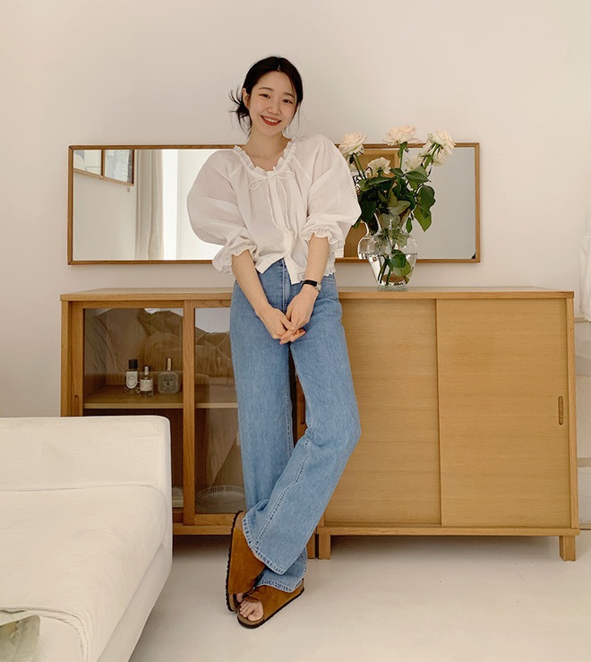 Phối áo blouse như thế nào cho hợp lý 