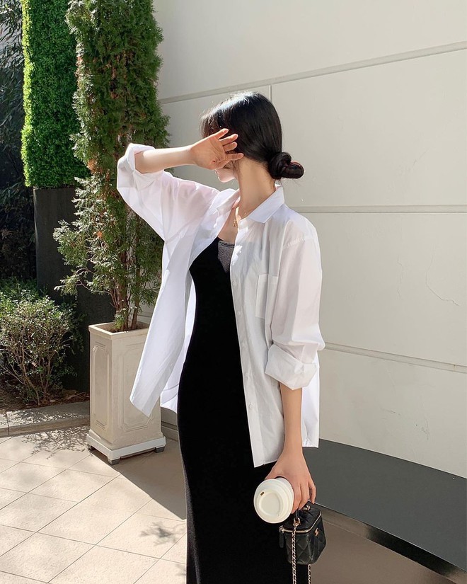 10 c&ocirc;ng thức diện &aacute;o sơ mi chuẩn đẹp khi đi du lịch của n&agrave;ng blogger xứ H&agrave;n - Ảnh 6.
