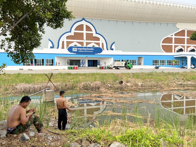 Cận cảnh chiếc thuyền buồm 168 triệu USD cho SEA Games 32 của Campuchia - Ảnh 6.