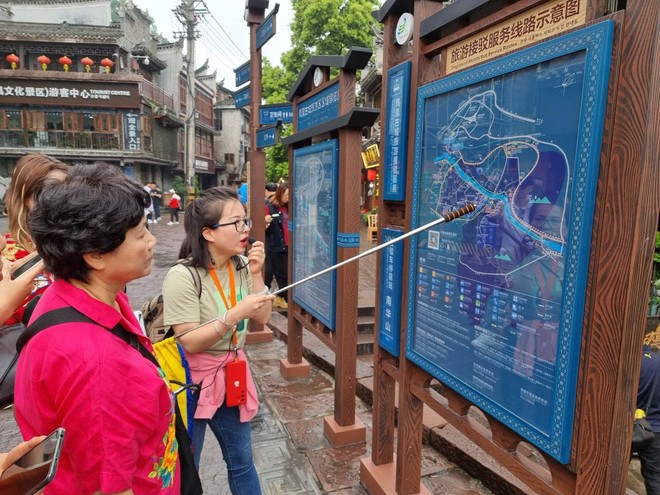 Tuyến du lịch Trương Gia Giới - Phượng Hoàng cổ trấn hút khách Việt - Ảnh 7.