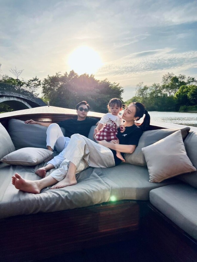 Cuộc sống của Đ&agrave;m Thu Trang sau 4 năm l&agrave;m vợ Cường Đ&ocirc; La - Ảnh 9.