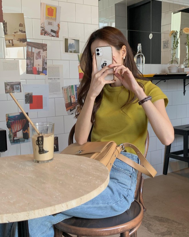 10 set đồ m&agrave;u sắc gi&uacute;p ăn gian v&agrave;i tuổi m&agrave; vẫn sang xịn mịn - Ảnh 7.