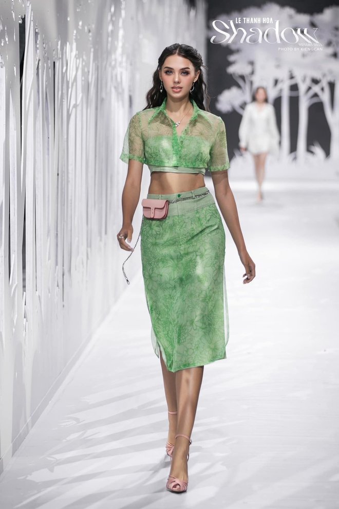 B&ugrave;i Tiến Dũng tự h&agrave;o khoe vợ mẫu T&acirc;y catwalk, nhưng vẫn x&oacute;t xa v&igrave; n&agrave;ng qu&aacute; gầy - Ảnh 3.