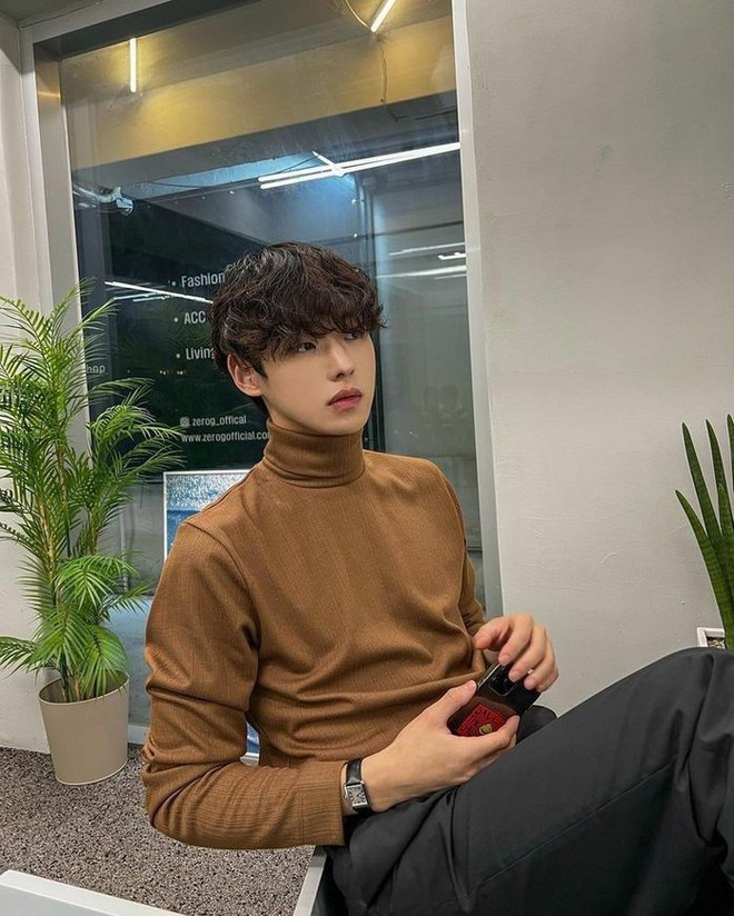 T&igrave;nh huống từ nh&agrave; tuyển dụng: Thấy vợ v&agrave; đồng nghiệp nam đi ăn ri&ecirc;ng với nhau th&igrave; phải l&agrave;m sao? - Ảnh 2.