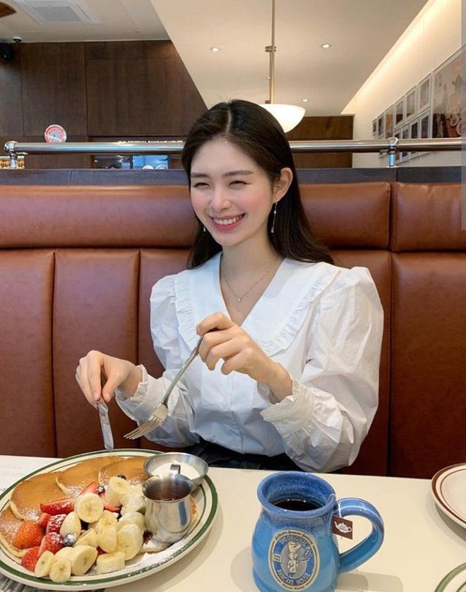 T&igrave;nh huống từ nh&agrave; tuyển dụng: Thấy vợ v&agrave; đồng nghiệp nam đi ăn ri&ecirc;ng với nhau th&igrave; phải l&agrave;m sao? - Ảnh 1.