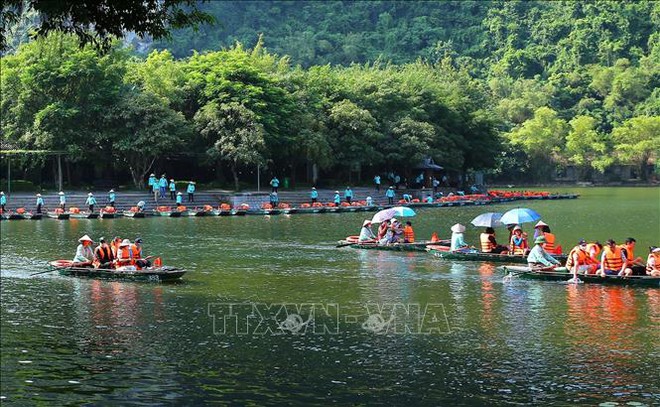 Forbes vinh danh Ninh Bình là một trong 23 địa điểm du lịch tuyệt vời nhất 2023 - Ảnh 1.
