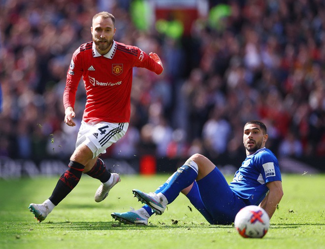 Người nhện Pickford trổ t&agrave;i, Everton vẫn thua trắng Man United - Ảnh 8.