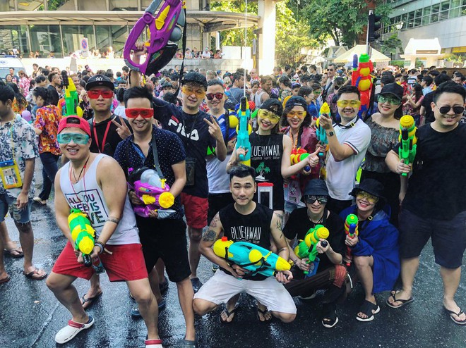 Nước l&aacute;ng giềng của Việt Nam nhưng lại đ&oacute;n năm mới giữa th&aacute;ng 4: C&oacute; g&igrave; m&agrave; lại thu h&uacute;t đ&ocirc;ng du kh&aacute;ch đến thế? - Ảnh 4.