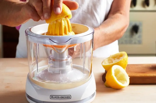 So s&aacute;nh 5 dụng cụ vắt cam, chanh v&agrave; thật bất ngờ khi loại hiệu quả nhất c&oacute; gi&aacute; chỉ v&agrave;i chục ngh&igrave;n - Ảnh 2.
