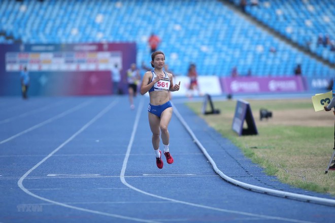 Chân dung Nguyễn Thị Oanh - cô gái Bắc Giang giành 2 HCV SEA Games trong vòng 20 phút: Nghị lực phi thường tạo nên nữ hoàng điền kinh - Ảnh 2.