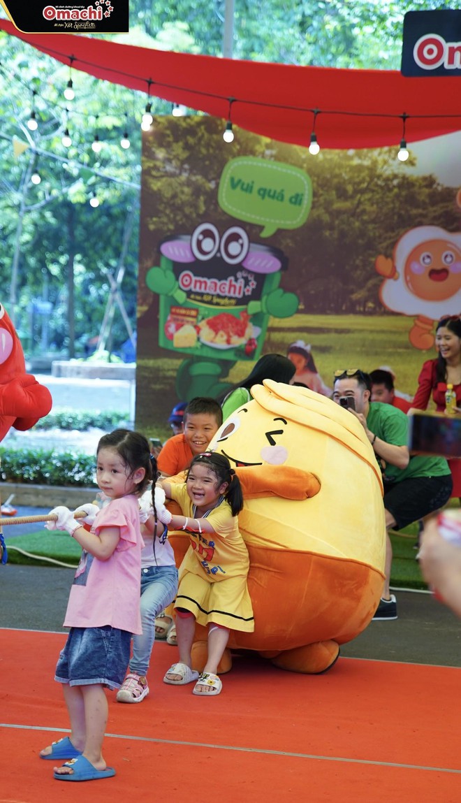 Quậy tưng bừng Thảo Cầm Vi&ecirc;n, biệt đội Omachi Spaghetti đối đầu bất ph&acirc;n thắng bại c&ugrave;ng c&aacute;c kh&aacute;ch nh&iacute; - Ảnh 4.