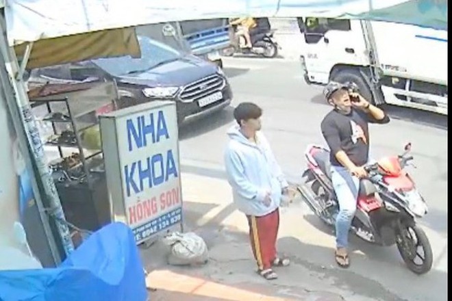 Người đàn ông dàn cảnh, gây ra nhiều vụ cưỡng đoạt tài sản ở TP.HCM - Ảnh 2.