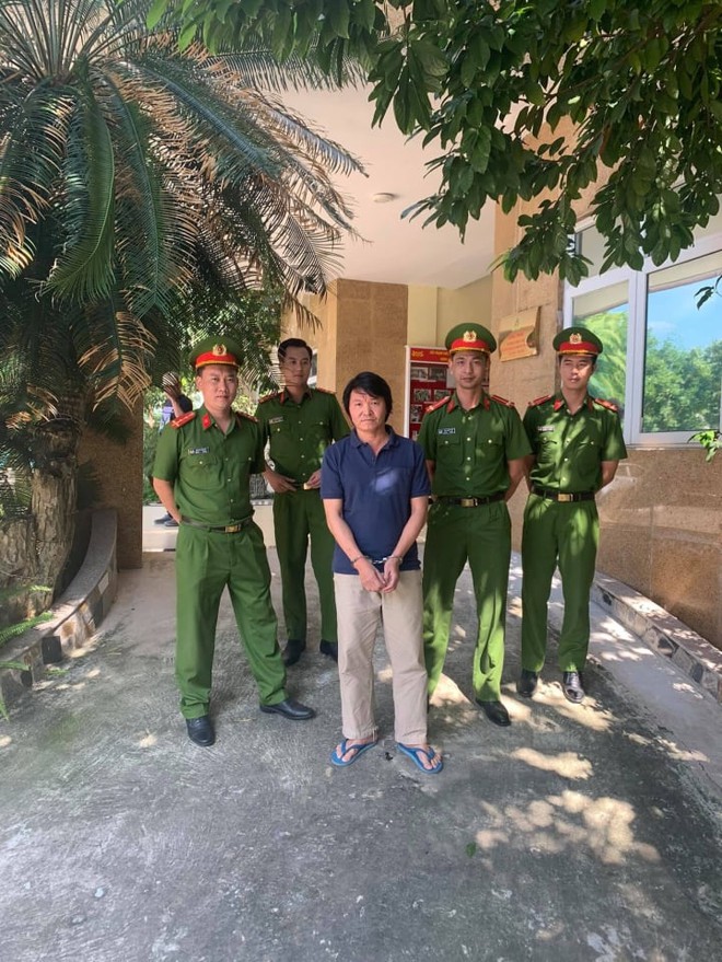 Diễn vi&ecirc;n đi t&ugrave; nhiều nhất Việt Nam: &Aacute;m ảnh với cảnh quay bị bạn t&ugrave; h&agrave;nh hạ - Ảnh 2.