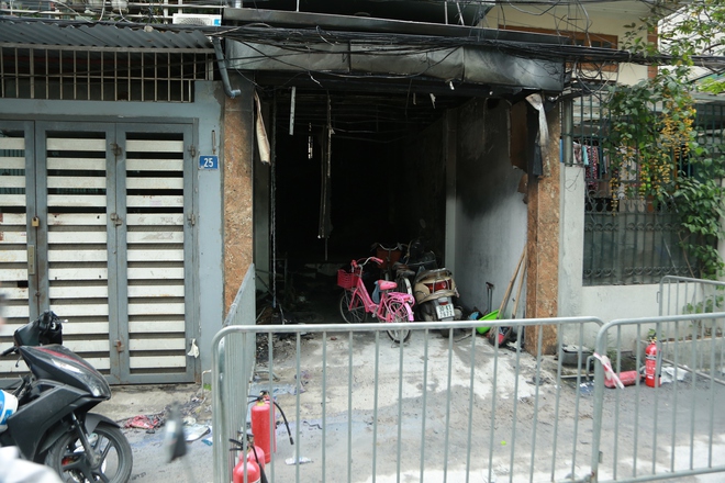 Hiện trường thương tâm vụ hỏa hoạn ở Hà Nội khiến 4 bà cháu tử vong - Ảnh 4.