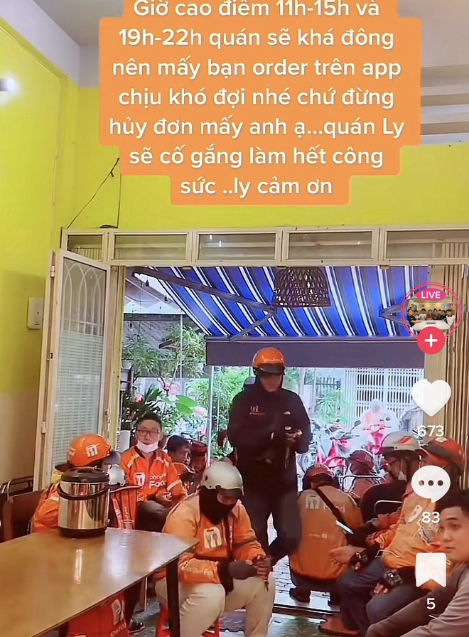 Hai tiệm tr&agrave; m&atilde;ng cầu đang cực hot ở TP.HCM kh&aacute;c nhau ra sao m&agrave; nhiều người chia th&agrave;nh &ldquo;hai phe&rdquo; r&otilde; r&agrave;ng - Ảnh 2.