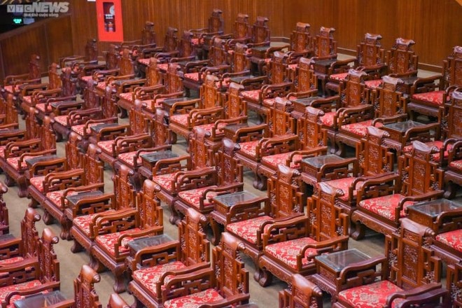 Bên trong khán phòng nhà hát có 341 ghế Đồng Kỵ gây tranh cãi ở Bắc Ninh - Ảnh 2.